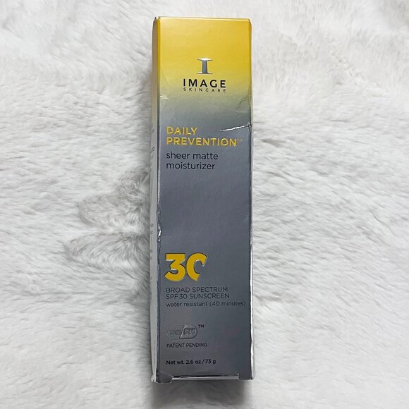 IMAGE Skincare Daily Prevention Sheer Matte Moisturizer SPF 30‎ - Picture 1 of 5